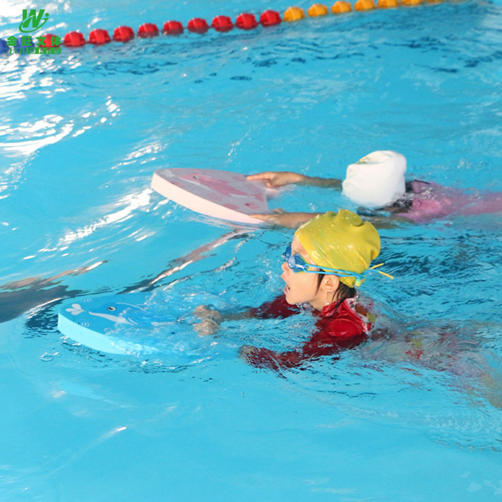 Swimming Kickboard - Wysuwana deska do pływania z fontanną